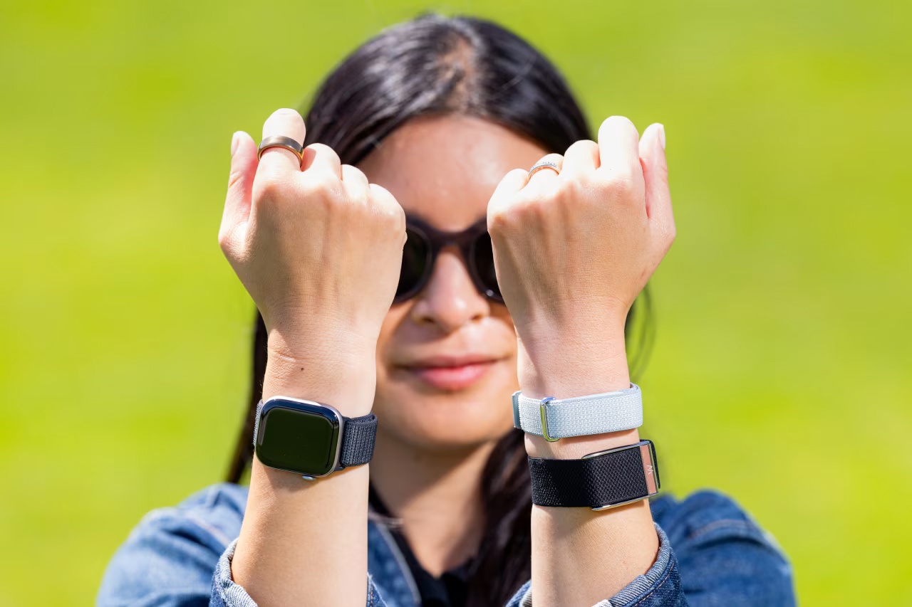 《华尔街日报》测评四款智能穿戴设备：苹果 Apple Watch Series 11 表现亮眼